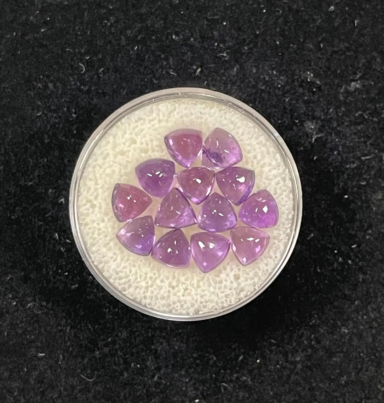 AAA+ Certified 13 Pieces, Purple Amethyst Hearts(Trillion Cab) Shaped Brazil Gemstone Weight 7.44Ct. Size 5.2mm. ABC Jewelries